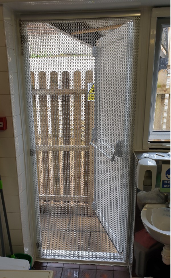 Chain Fly Screen Door