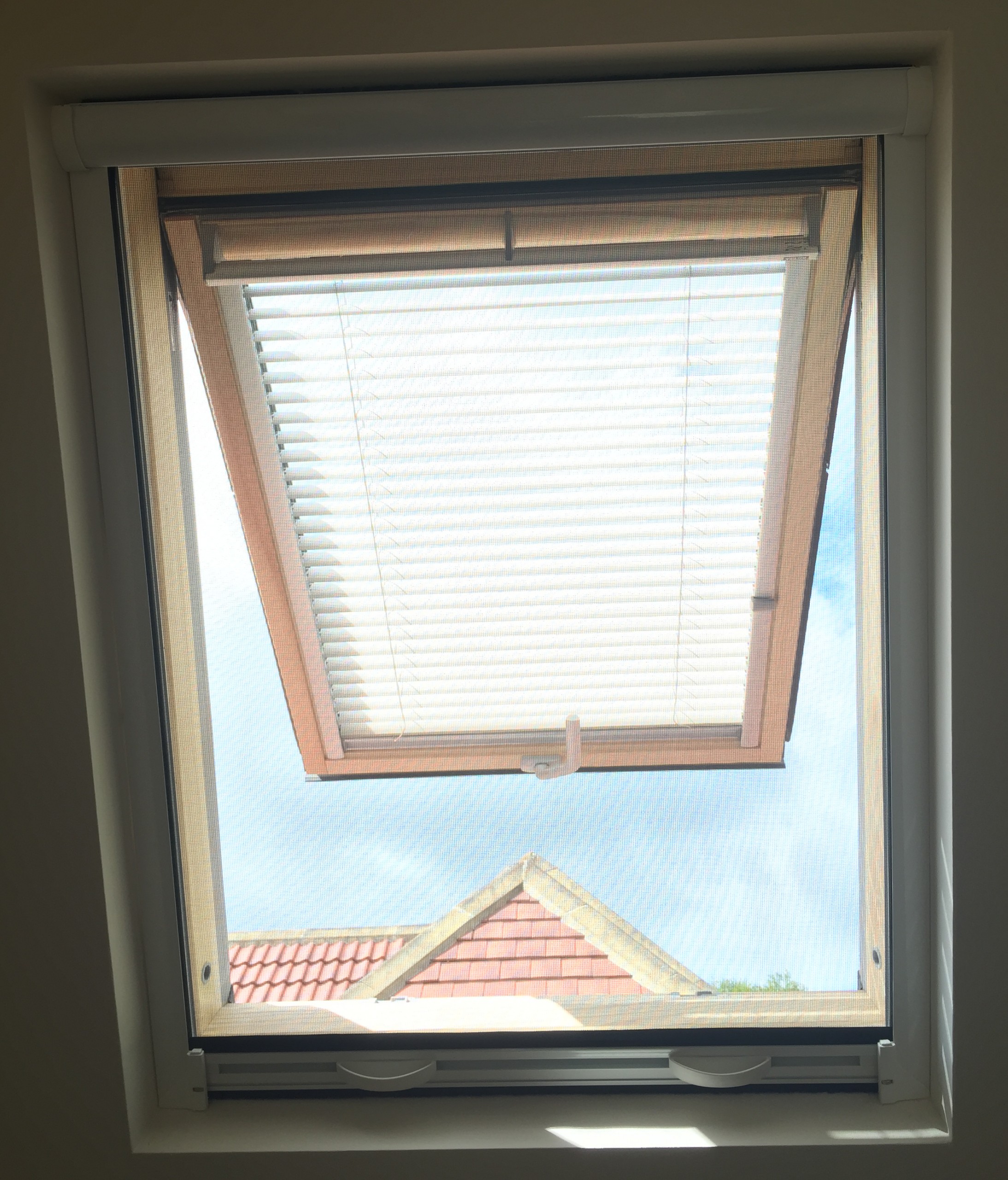 Velux fly screen